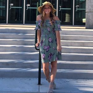 Meet your Posher, Brea